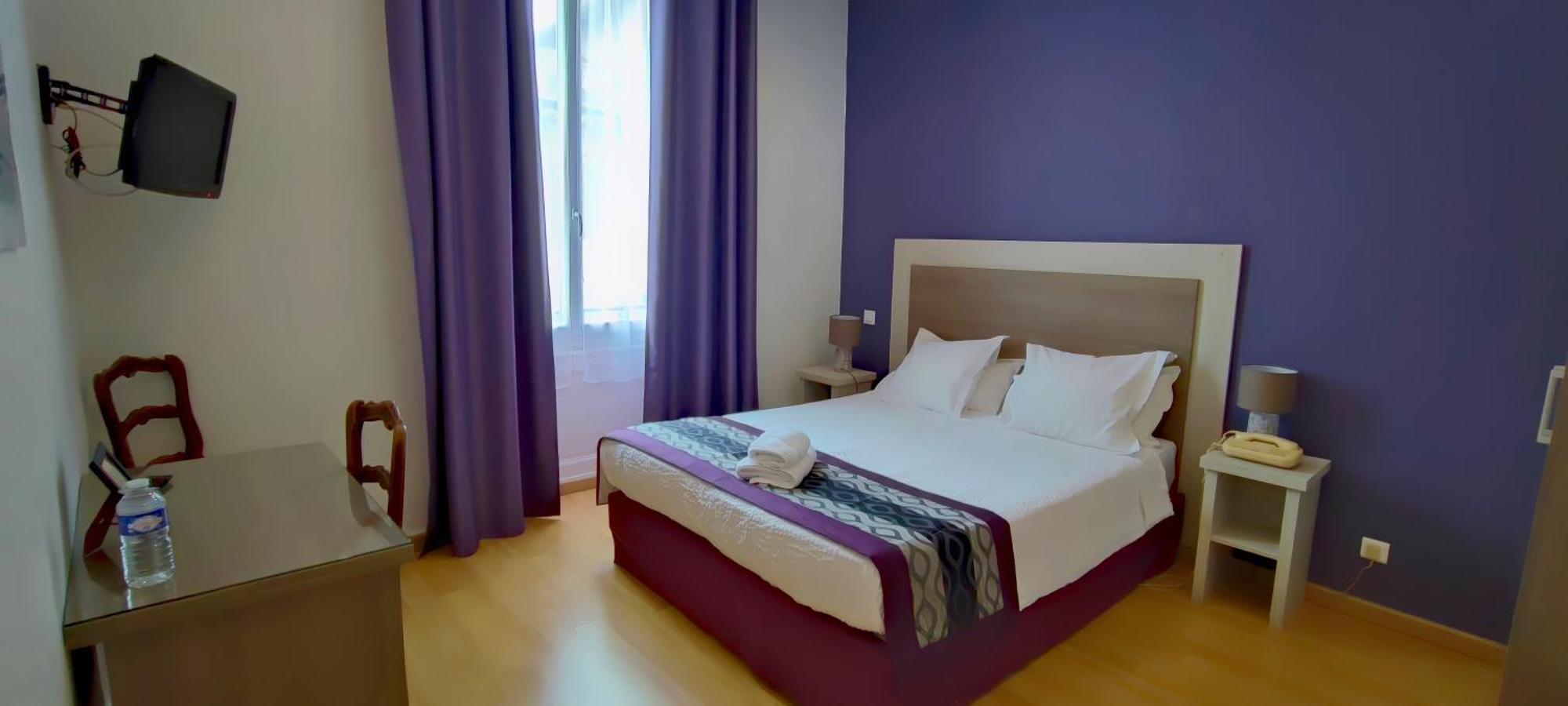 Logis Grand Hotel Pelisson Nontron Eksteriør bilde